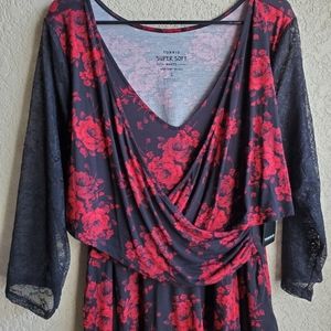 Rose/black blouse, never worn